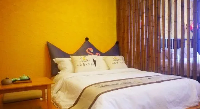 Семейный люкс Deluxe Wuxi Xianling Mountain Residence Chinese Inn (Lingshan Buddhist Scenic Spot Nianhua Bay)