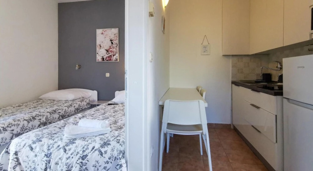 Stunning Apartment in Matulji With 1 Bedrooms, Wifi and Outdoor Swimming Pool, Забронировать Апартаменты/квартира Отели Opatija Riviera с парковкой, Парковка