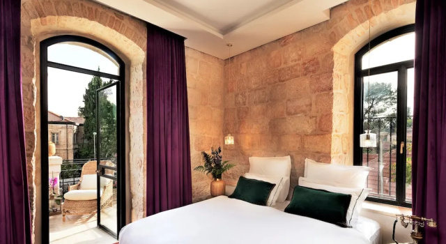 Deluxe værelse med altan med haveudsigt Villa Brown Jerusalem
