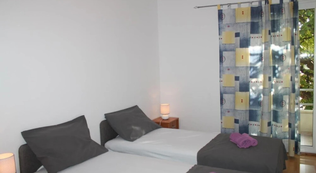 Malo Misto Apartments, Rezerwuj Apartament Hotele w Split-Dalmatia County z parkingiem, Parking