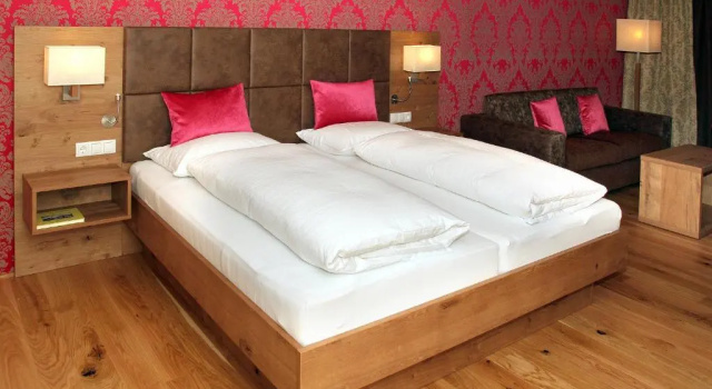 Полулюкс Hotel Krone Langenegg
