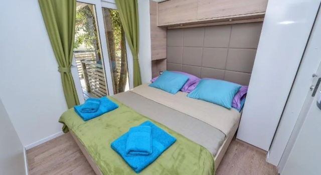 Campsite Sunny Home Soline, Забронировать Кемпинг Отели Биоград-на-Мору с парковкой, Парковка