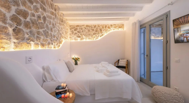 Полулюкс с балконом и с видом на море Отель Legendary Suites
