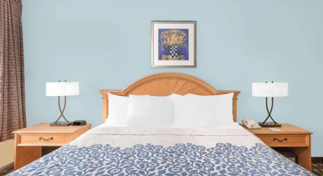 Номер Standard Days Inn by Wyndham Ruther Glen Kings Dominion Area