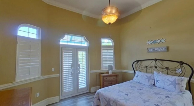 Latitude Adjustment in Fort Myers Beach, Забронировать Дом для отпуска Виллы Fort Myers Area, Вилла