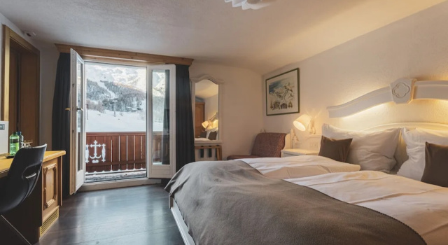 Семейный номер Standard с 2 комнатами с балконом и с видом на горы Hotel THE LARIX ski-in ski-out