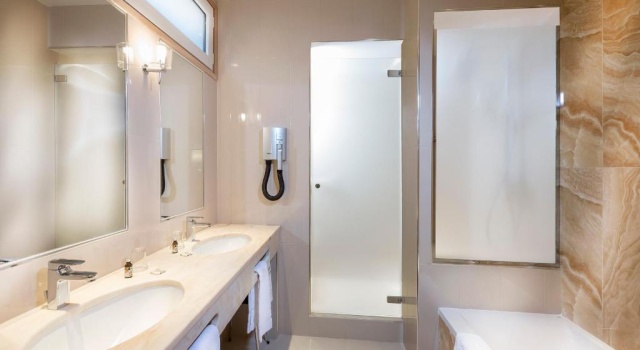 Номер Deluxe Hotel Concortel Paris