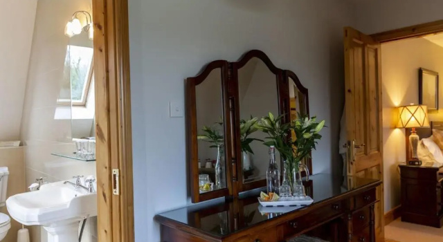 Номер Deluxe Lake House B&B