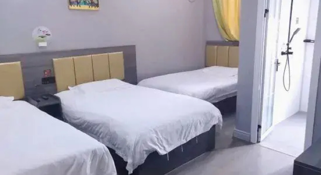 Home Inn Huaxuan Select Hotel (Huaxuan Select Hotel, Suchang West Road, Dongping County, Tai'an), Забронировать Отель Отели Тайань с парковкой, Парковка