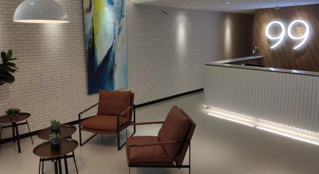 Hotel 99 Seri Kembangan Serdang, Забронировать Отель Серданг Селангор