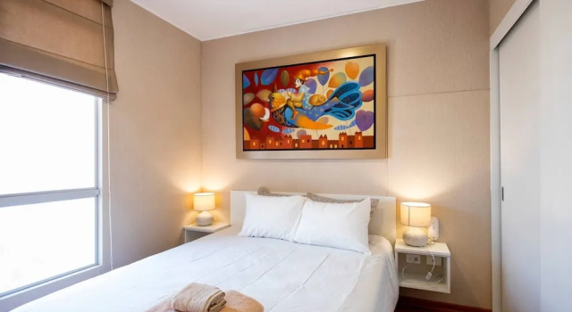 Ur Place Rentals - Modern 3bdrm, Swimming Pool And Gym, Забронировать Апартаменты/квартира Jesus Maria Лима, рядом с Peru Archaeology Museum