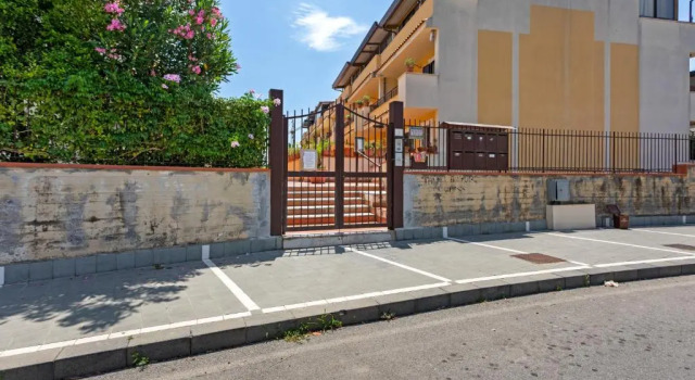 Giardini Naxos Bright Apartments with Balcony, Rezervați Apartament Giardini-Naxos Taormina Coast