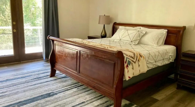 Spacious Resort Style Retreat Sleeps 20, Забронировать Курортный отель Фэрбанкс штат Аляска