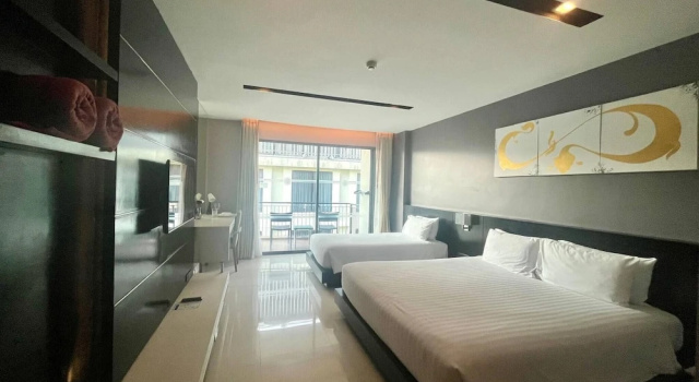4605 Seaview Aparthotel 30m To Patong Beach, Забронировать Гостевой дом Отели Катху с парковкой, Парковка