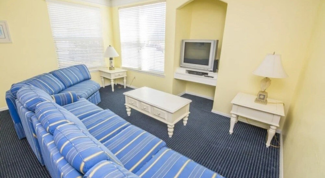 Anthony's Runaway Beach Condo 2 Bedroom Condo by Redawning, Забронировать Апартаменты/квартира Отели Киссимми с парковкой, Парковка