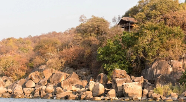 Семейный номер Standard с видом на озеро Safari Beach Lodge