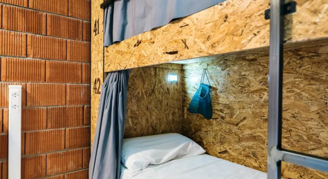 Albergue Santiago 15 Monforte, Забронировать Отель Отели Монфорте-де-Лемос с парковкой, Парковка