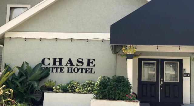 Chase Suite Hotel
