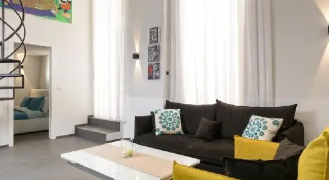 Sweethome26 Luxury Apt 2 Minutes From The Beach/Free Parking, Забронировать Апартаменты/квартира Отели Тель-Авива с парковкой, рядом с Пляж Фришман, Парковка