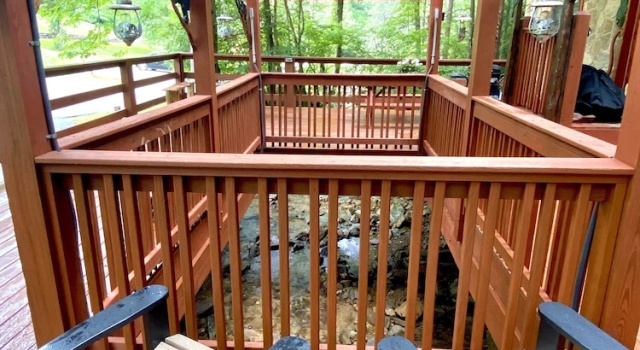 Номер Standard Creeksong Hollow 2 Bedroom Cabin by RedAwning