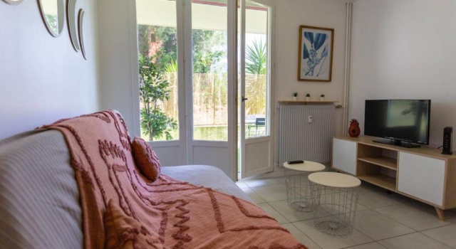 Maxbnb - T2 48m2 - Terrasse 30m2 - WiFi Fibre, Забронировать Отель Тулон Var coast