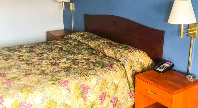 Economy 7 Inn, Buchen Sie Gasthaus Newport News 