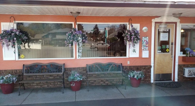 Buona Sera Inn, Book Hotel Grants Pass Applegate Valley