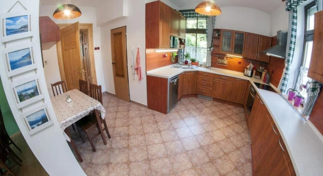 Privat 246, Забронировать Отель Врхлаби Краловеградецкий край, рядом с LV Bubákov 2