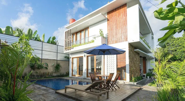 VilLatu - 4 Bedrooms Private Villa, 预订 别墅 Mambal 