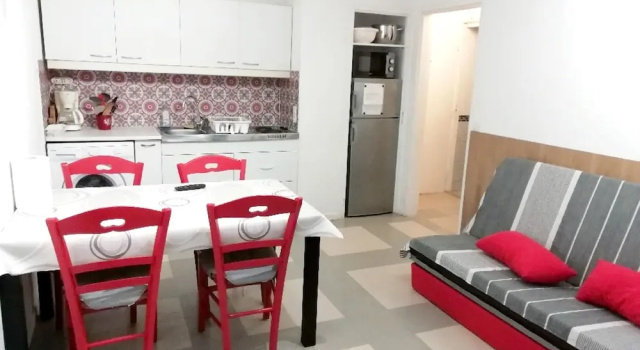 Apartment With One Bedroom In Saint Raphael With Furnished Balcony And Wifi 100 M From The Beach, Забронировать Апартаменты/квартира Сен-Рафаэль Mimosa Road