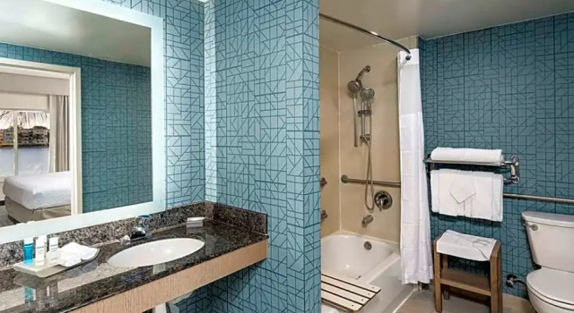 Двухместный люкс Premium Homewood Suites Miami Airport/Blue Lagoon