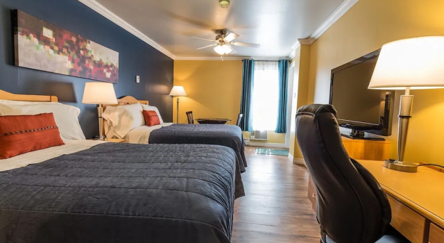 Четырёхместный номер Standard с балконом Motel au Vieux Piloteux