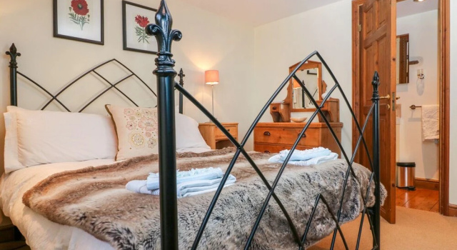 Henmarsh Cottage, Забронировать Дом для отпуска Коттеджи Картертон, Коттедж