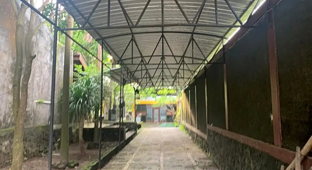 Dua Kelapa Homestay by Luxury Degree, Đặt Khách sạn Khách sạn tại Bantul có Bãi đậu xe, Bãi đậu xe