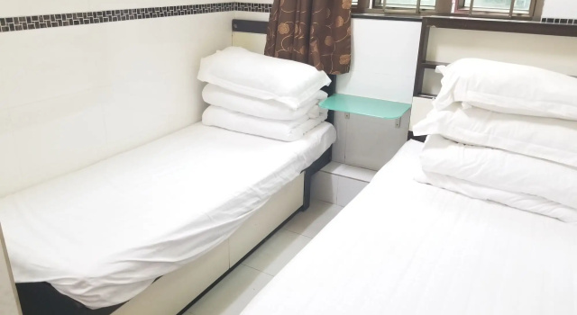 Hong Kong Huazhong Commercial Inn, Rezerwuj Hotel Koulun Hongkong