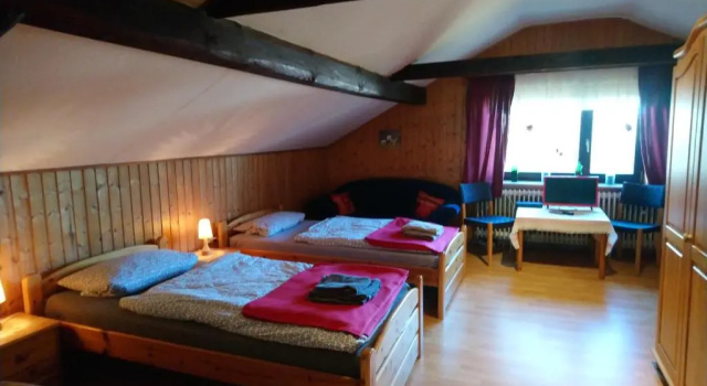 Gästehaus Burgwald-Trekking, Rezervovat Penzión Mittelsimtshausen 