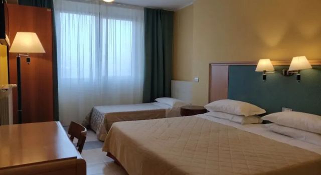 Camera Standard Albergo Conte Max
