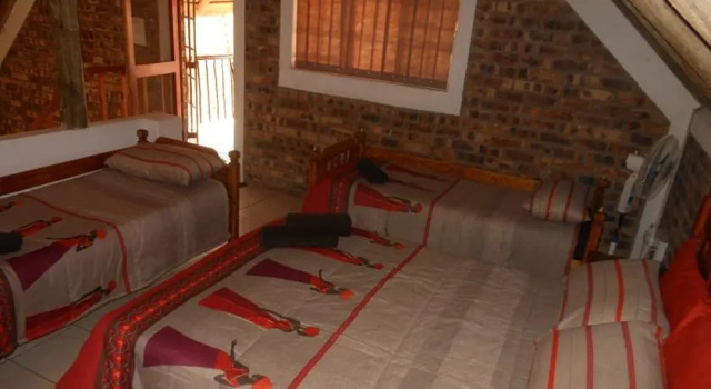 Marloth Park Bush Accommodation, Забронировать Апартаменты/квартира Марлот-Парк Барбертон