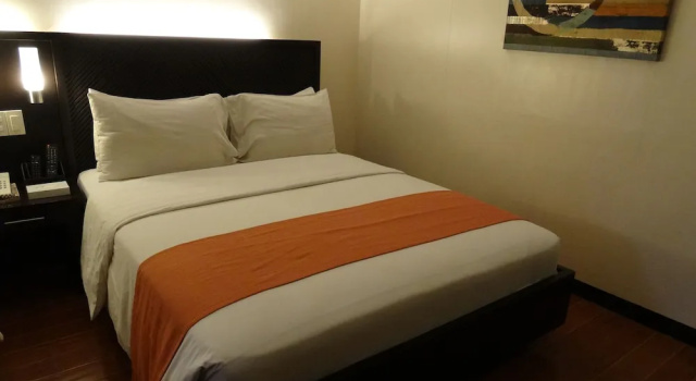Двухместный номер Executive RedDoorz Plus at Hotel Esse