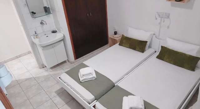 Номер Economy Kato Yialos Paros