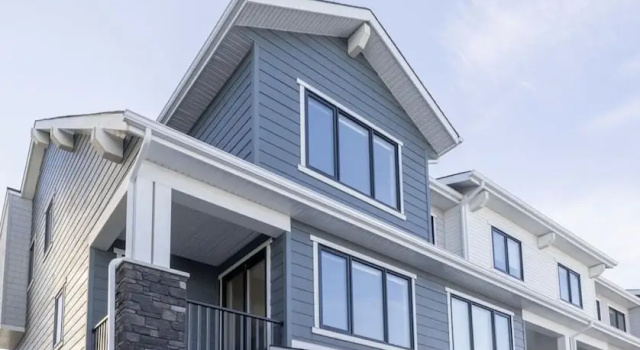 Modern Beautiful Calgary Home, Забронировать Дом для отпуска Калгари 