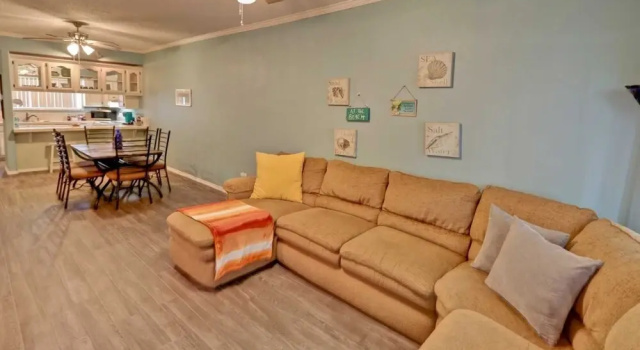 Номер Standard с 2 комнатами Dolphin 23 2 Bedroom Condo by RedAwning