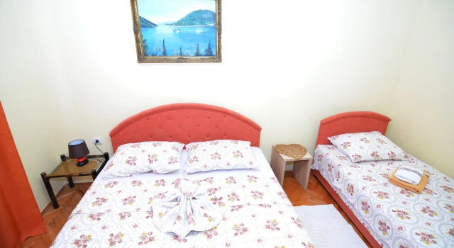 Семейные апартаменты с видом на море Holiday Home Cattaro
