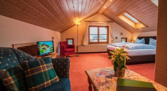 Hotel Garni Landhaus Traunbachhäusl, Забронировать Отель Рупольдинг Chiemgau