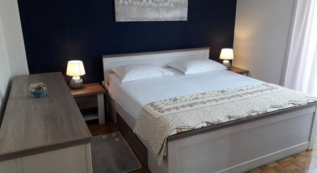 Apartments J&R Babara, Забронировать Апартаменты/квартира Отели Биоград-на-Мору с парковкой, Парковка
