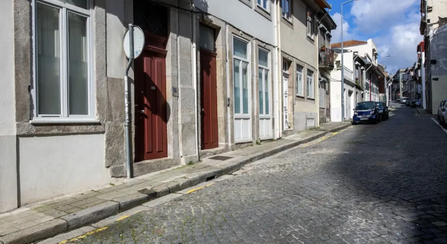 Oporto Bonjardim Loft, Book Hotel Hoteller i Norte Region med parkering, Parkering