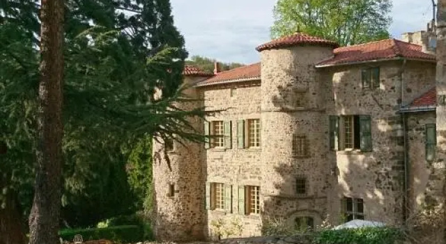 Chateau de Durianne, Забронировать Отель Ле Монтей Haute Loire