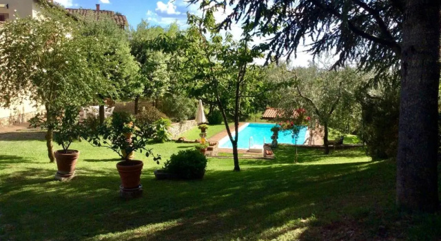 Agriturismo Lo Strettoio, Забронировать Отель Отели Кастельнуово-Берарденга с парковкой, Парковка