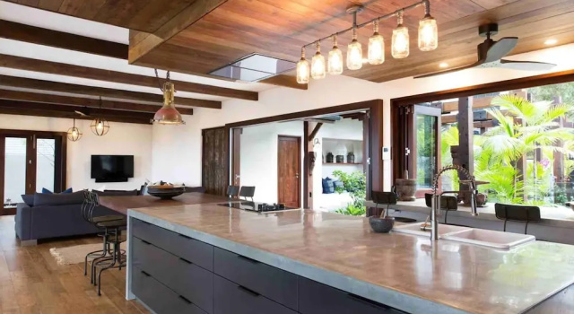 Spice At Oak Absolute Oceanfront House, Boek Villa Koah Queensland
