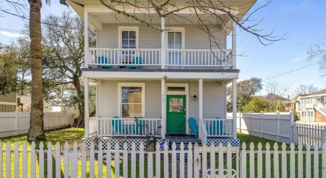 Seas The Breeze 4 Bedroom Home, Book Feriehus Galveston Houston